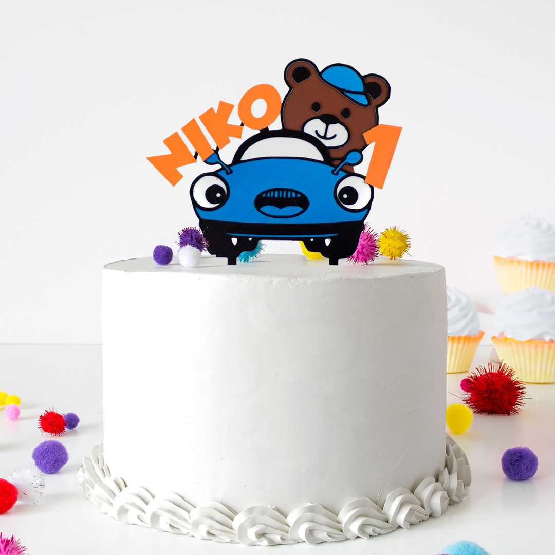 Zápich macko v autíčku s vekom